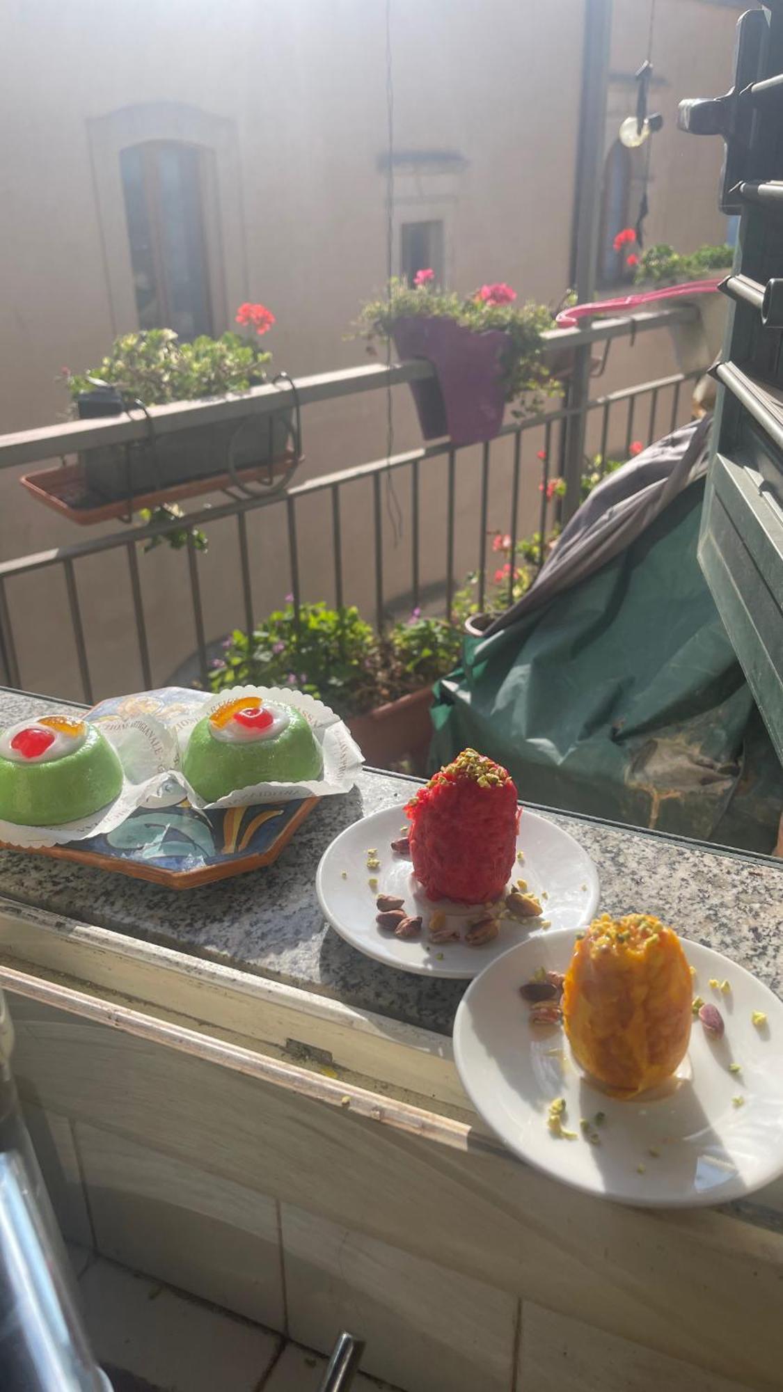 Casa Tipica Siciliana Patronale Home Bedandbreakfast Tremetrisoprailcielo Camere Con Vista, Colazione Interna In Terrazzo Panoramico Caltagirone Eksteriør billede