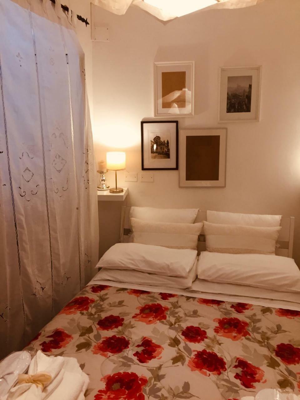 Casa Tipica Siciliana Patronale Home Bedandbreakfast Tremetrisoprailcielo Camere Con Vista, Colazione Interna In Terrazzo Panoramico Caltagirone Eksteriør billede